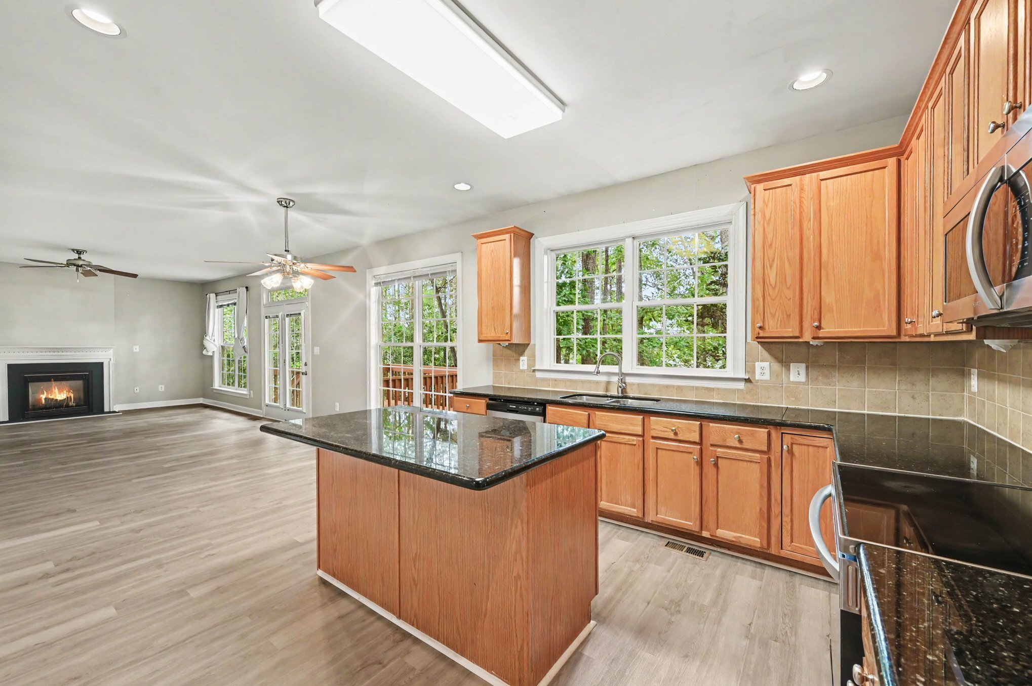 Building Photo - 1203 Fairfax Woods Dr