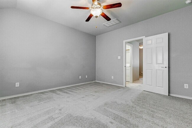 Building Photo - 24522 Folkstone Cir