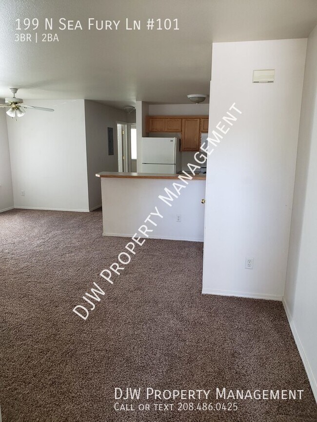 Building Photo - Close to Boise Towne Square!