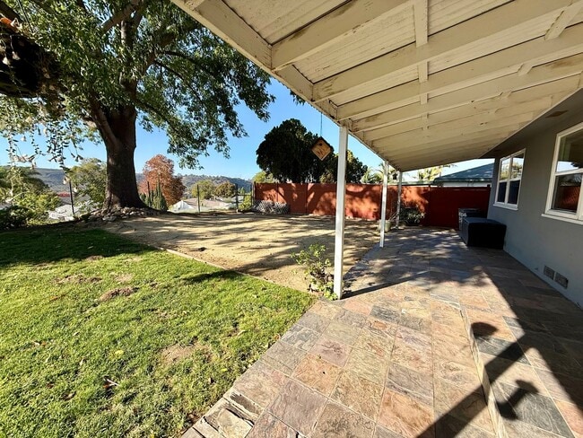 Building Photo - 6856 Newberry St