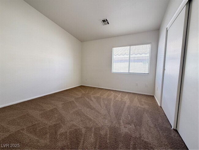 Building Photo - 6839 Scarlet Flax St