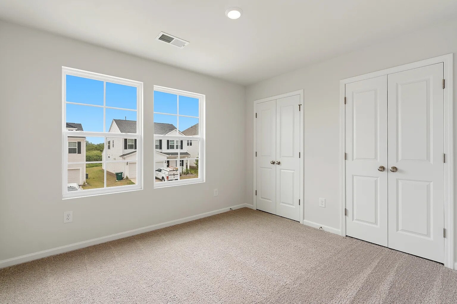 Building Photo - 12115 Lansbury Dr