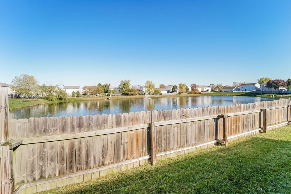 Building Photo - 150 Declaration Dr