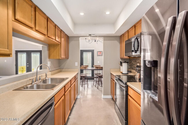 Building Photo - 3136 N 38th St