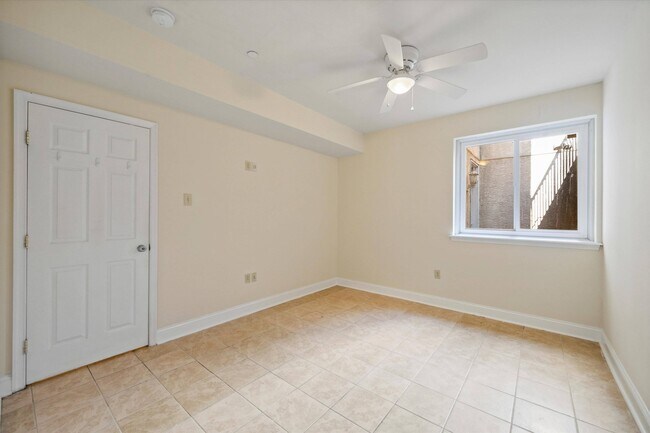 Building Photo - 1916 N 18th St