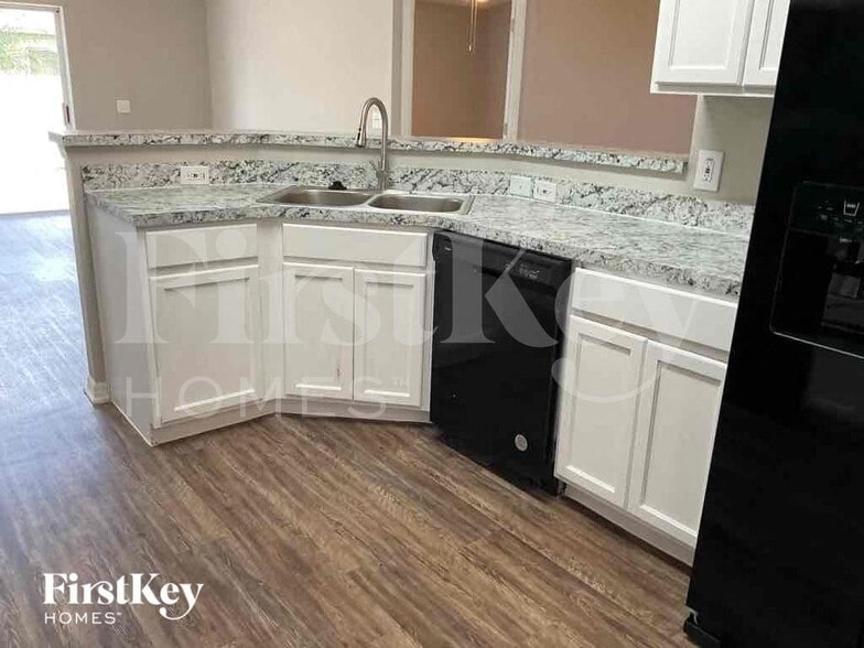 Building Photo - 2952 Micah Ct