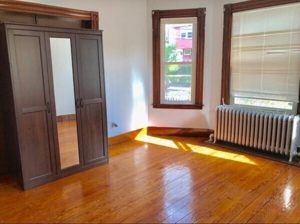 Building Photo - 12 Raymond Ave