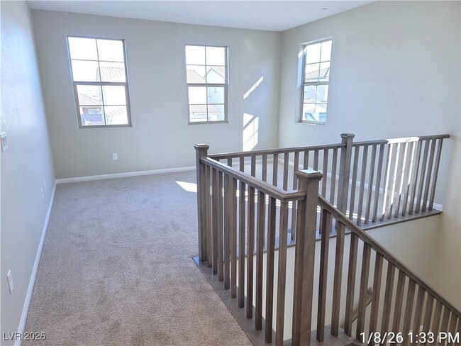 Building Photo - 299 Stradella Pl