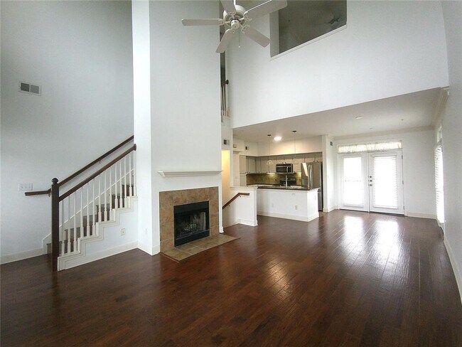 Building Photo - 7701 Rialto Blvd