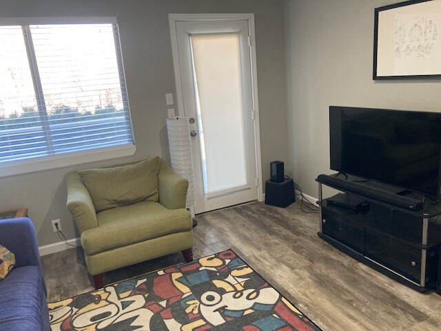 Building Photo - 501 Colorado St