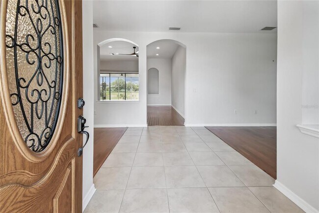 Building Photo - 5303 Moon Shell Dr