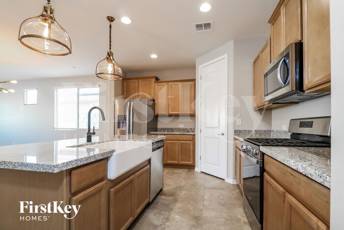 Building Photo - 5178 N 188th Ln
