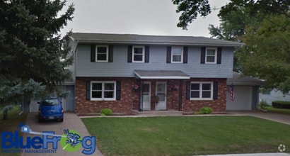 Building Photo - 310-312 Westbrook Dr