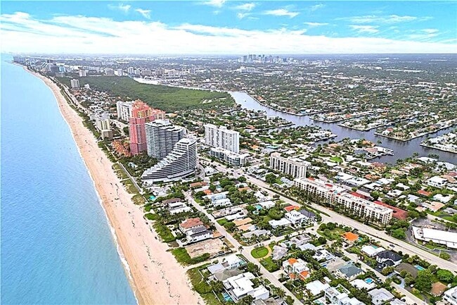 Building Photo - 2409 N Ocean Blvd