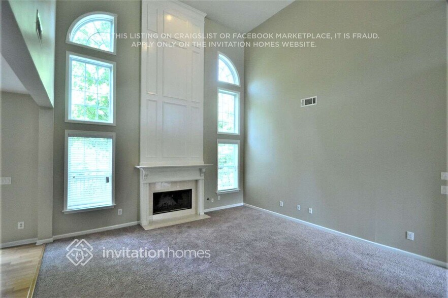 Building Photo - 5556 Jamerson Dr