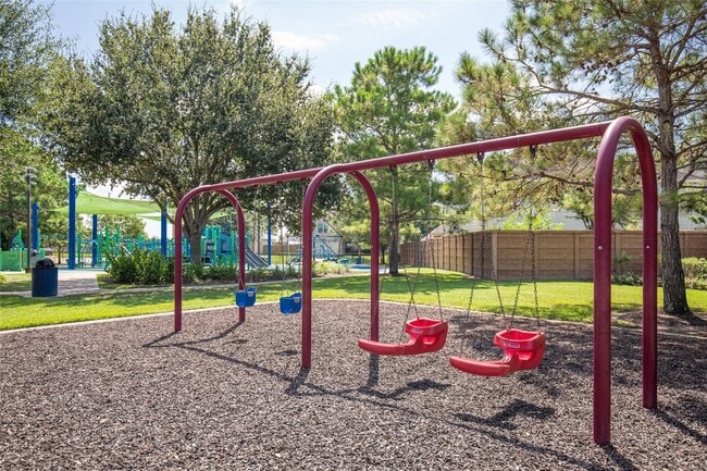 Building Photo - 24519 Red Bluff Tr