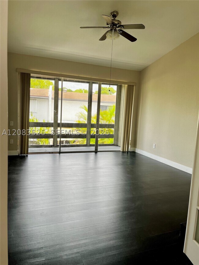 Building Photo - 7015 SW 111th Pl