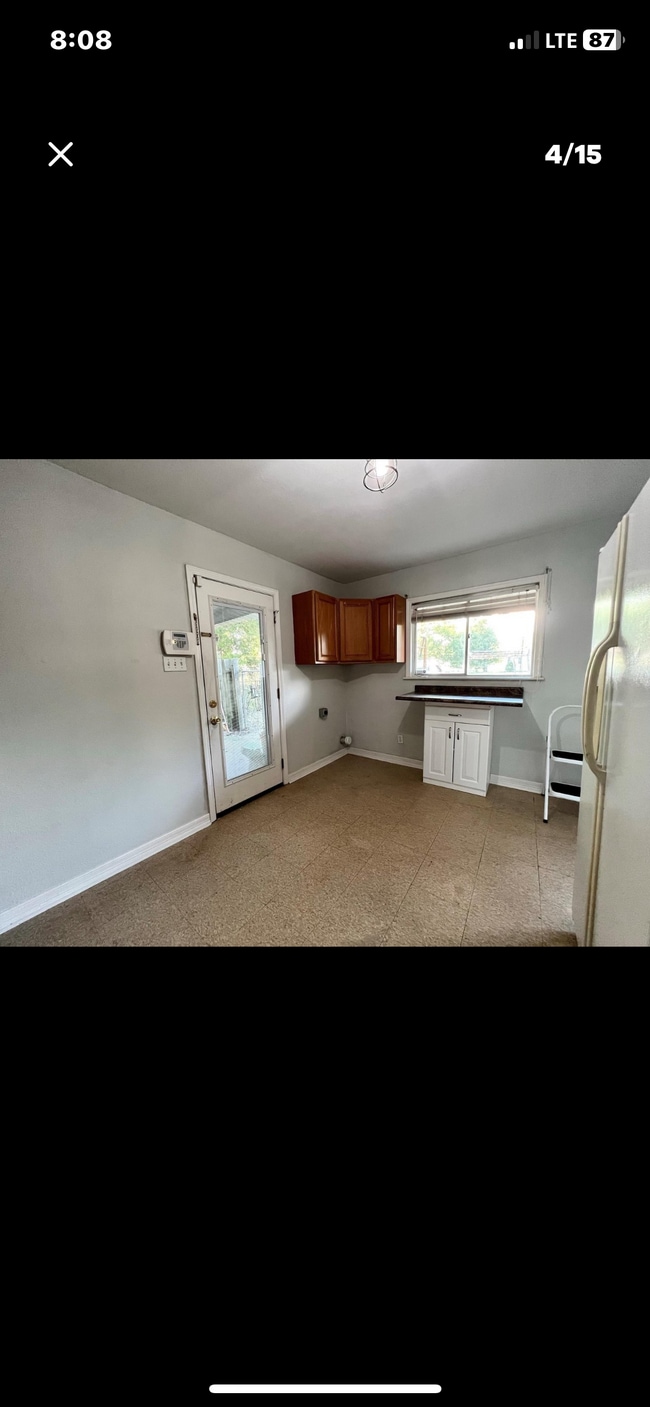 Building Photo - 1231 Olwen Dr