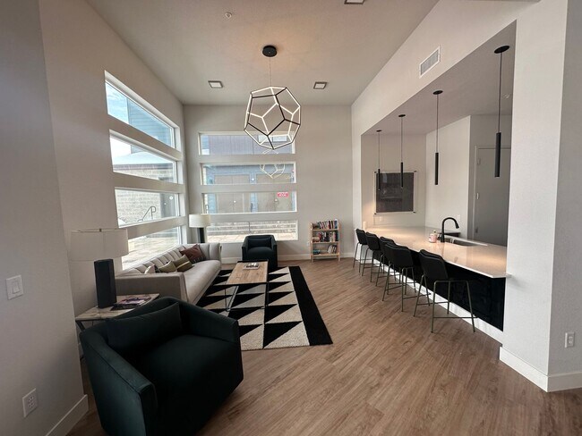 Building Photo - Brand New 2BR/2BA Luxury Townhouse at Grand Vue – Modern Living in Interlocken