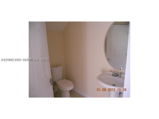 Building Photo - 8057 SW 118th Ct