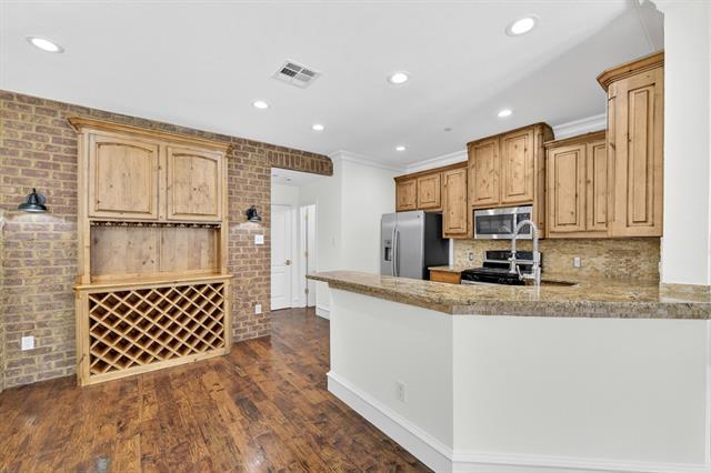Building Photo - 6041 Pisa Ln
