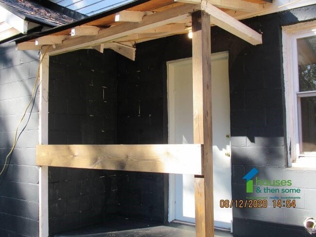 Building Photo - 107 Ackley Rd Ext