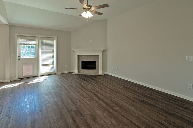 Building Photo - Home for rent in Prattville