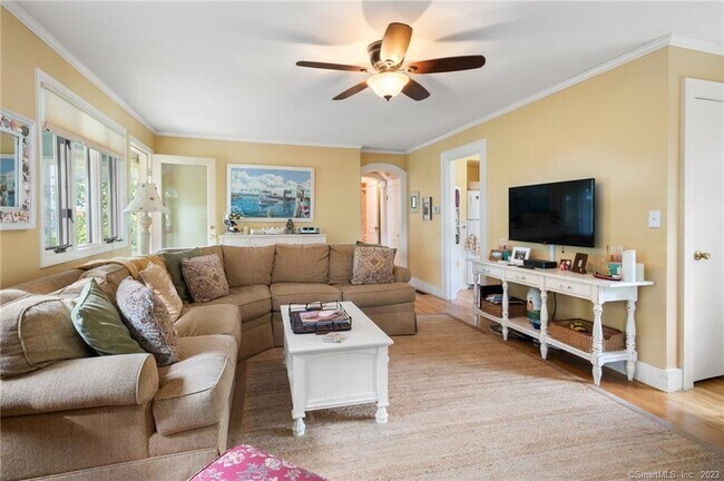 Building Photo - 6 East St