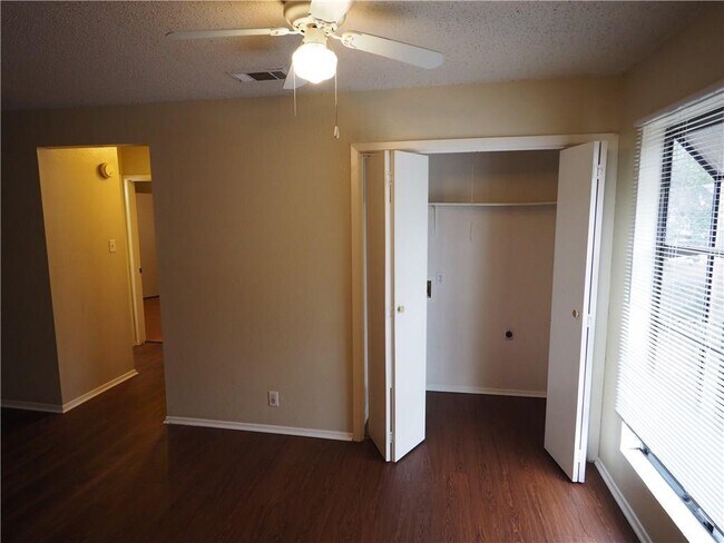 Building Photo - 4303 Acropolis Ct