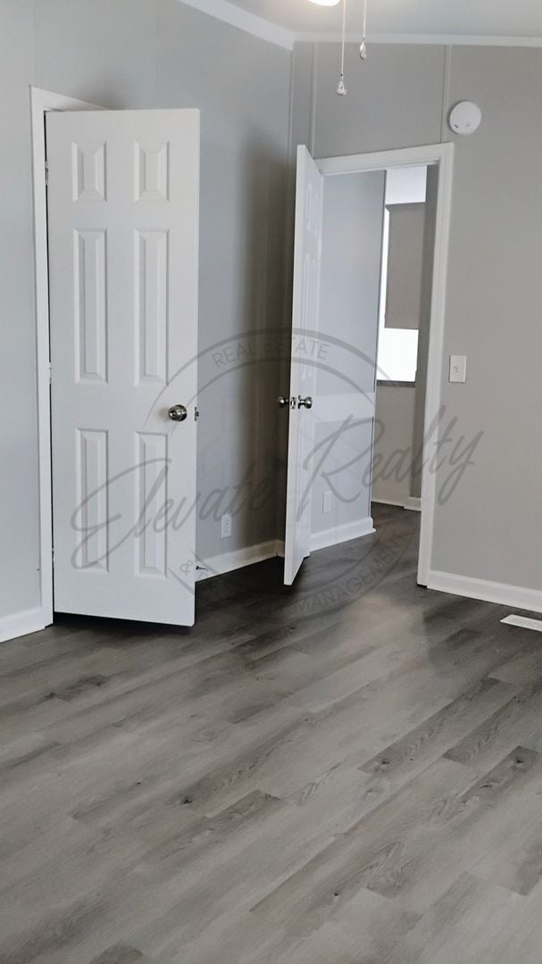 Building Photo - ON SPECIAL! THIS PROPERTY HAS A 1/2 OFF TH...