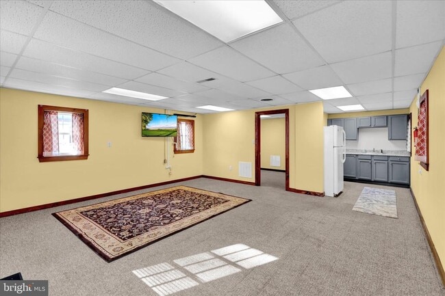 Building Photo - 392 5 Locks Rd