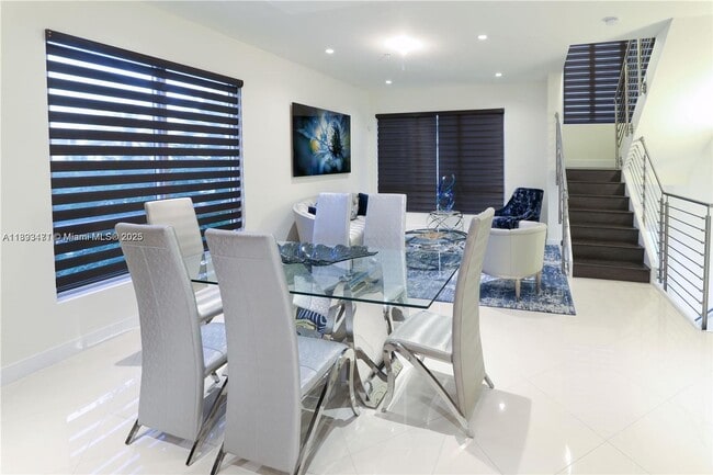 Building Photo - 10501 NW 66th St