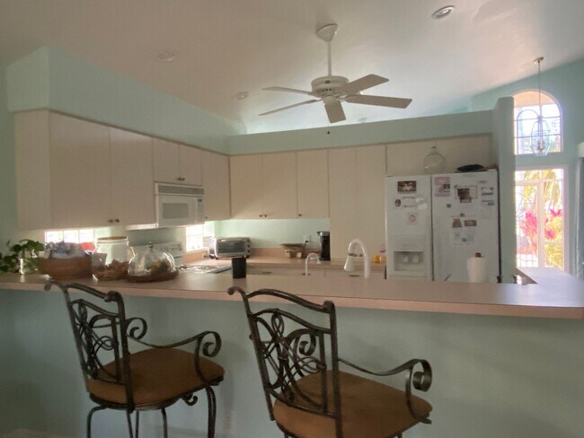 Building Photo - Gulf access community