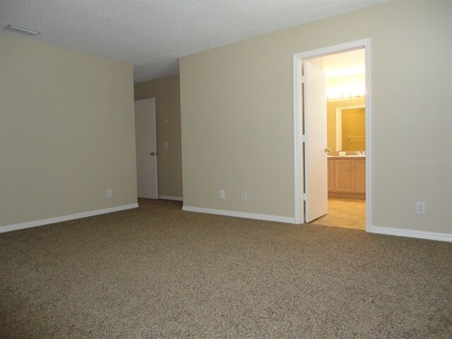 Building Photo - 13006 Fennway Ridge Dr