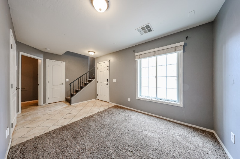 Building Photo - 5744 S 21st Pl