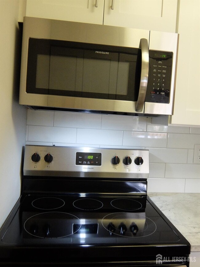 Building Photo - 5307 Ravens Crest Dr