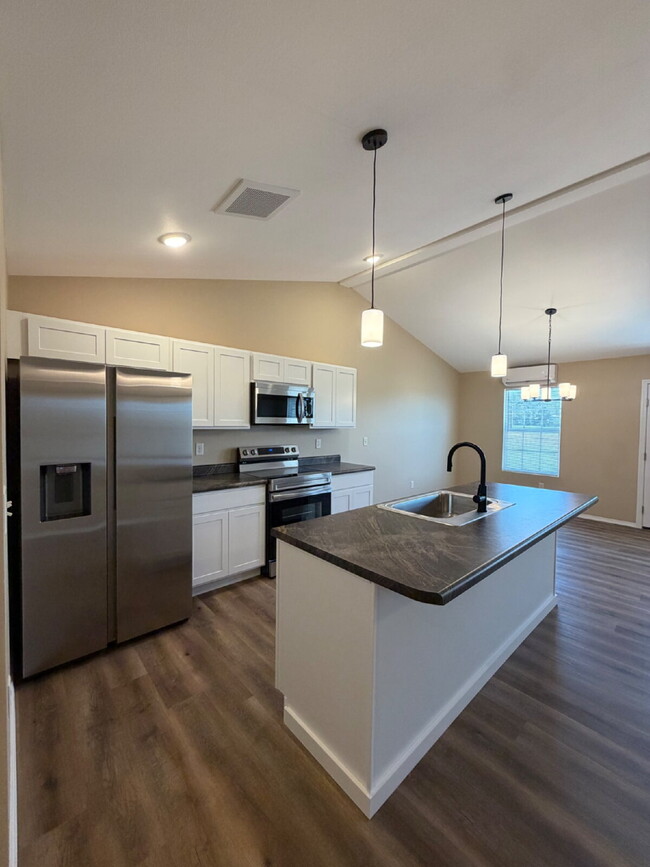 Building Photo - Last BRAND NEW 4BR Duplex left!!!