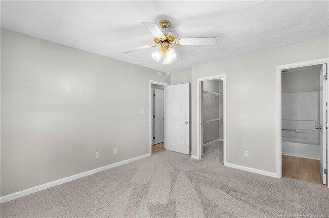 Building Photo - 324 Nettletree Ln
