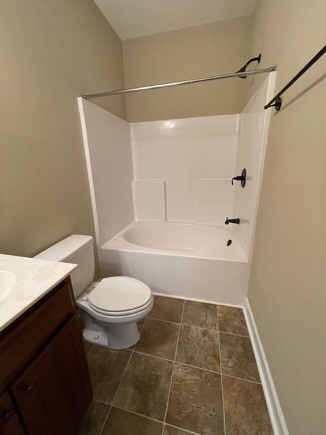 Building Photo - ADORABLE 3 BR, 2 BA HOME IN PLANTATION POINT! *SPRING CREEK SCHOOL DISTRICT*