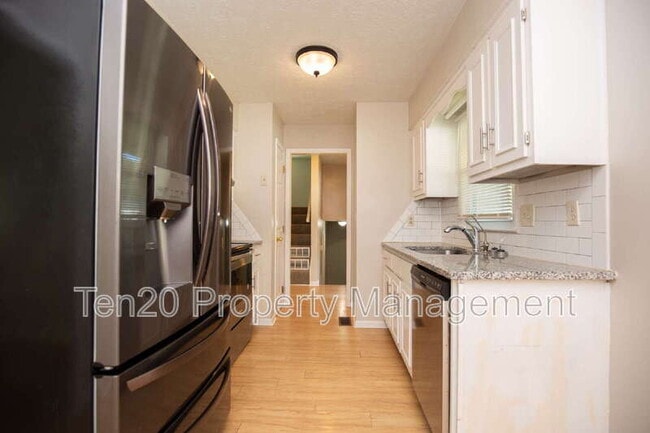 Building Photo - 4500 Linda Dr