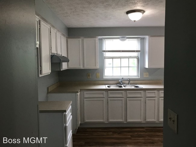 Building Photo - 3 br, 1.5 bath House - 6970 Endsleigh Dr.