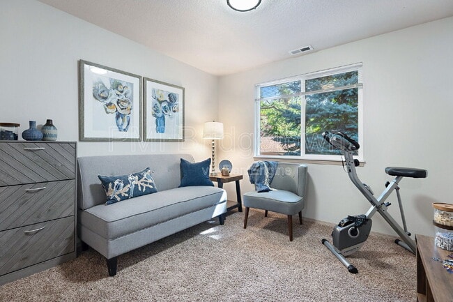 Building Photo - 2026 Virginia Ln