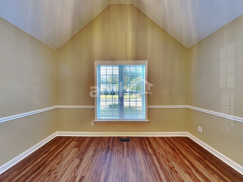 Building Photo - 4109 Archibald Way