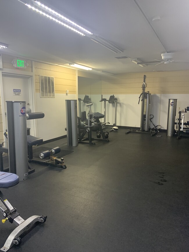 Fitness Center - 1605 Hotel Cir S