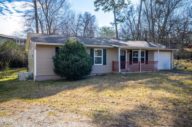 Building Photo - 5601 Ludbury Ln NW