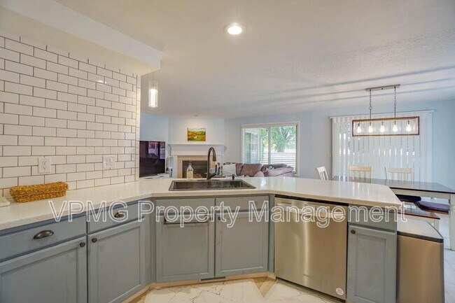 Building Photo - 2607 SE 175th Ave