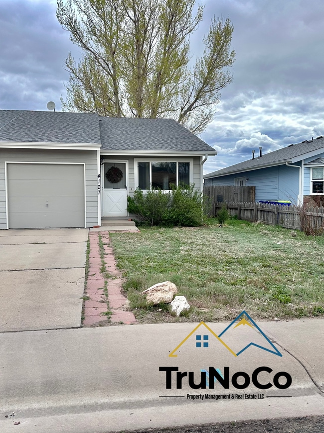 Building Photo - 4107 Hayes Cir