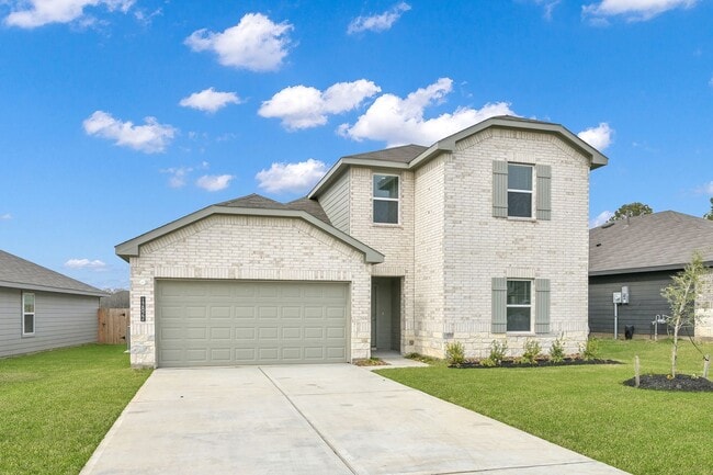 Building Photo - Never lived in 4 bed 3 bath with water views