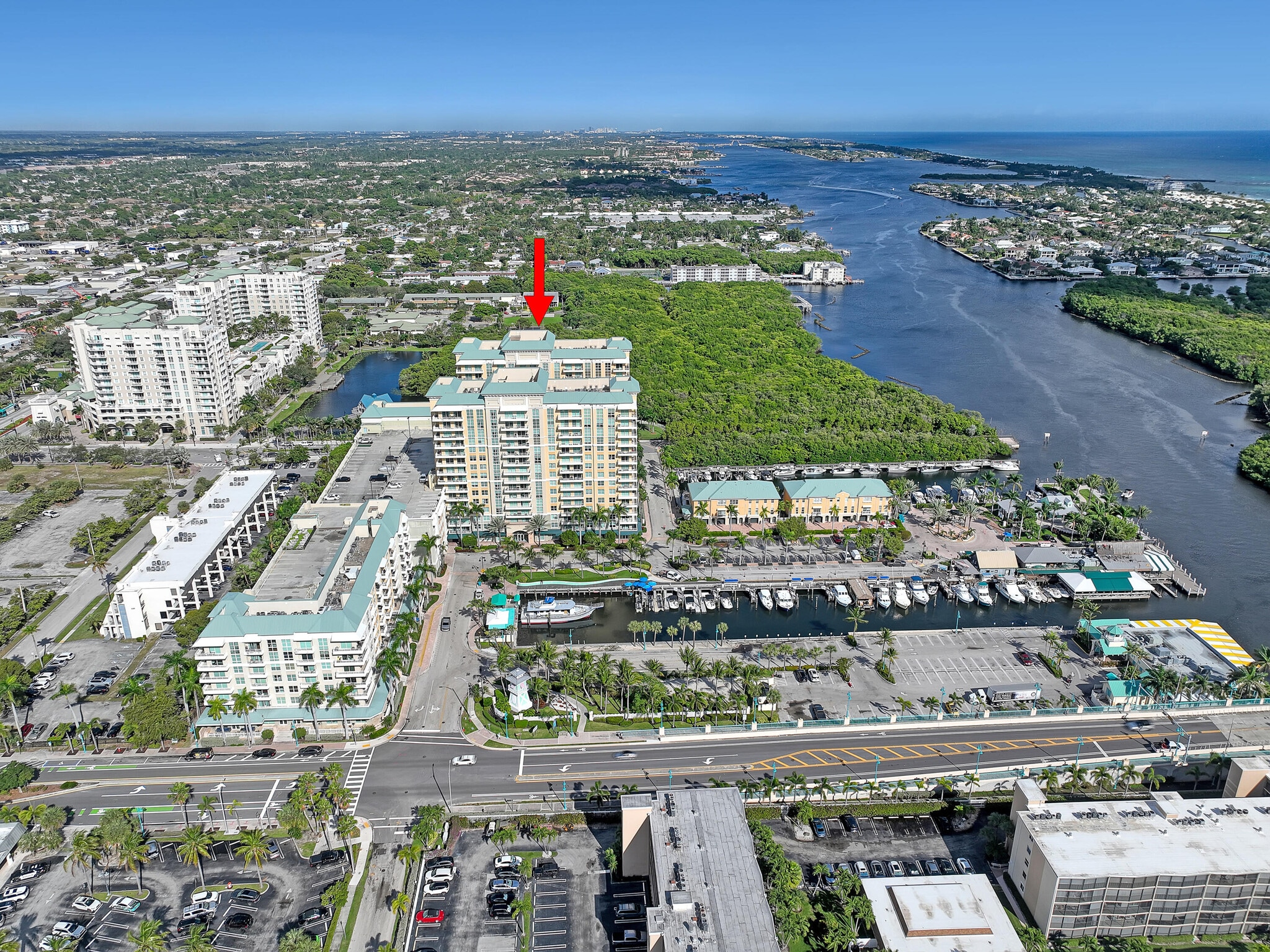 Building Photo - 700 E Boynton Beach Blvd