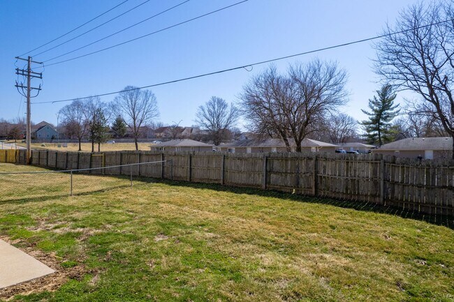 Building Photo - 4306-4308-4308 Cheryl Ct